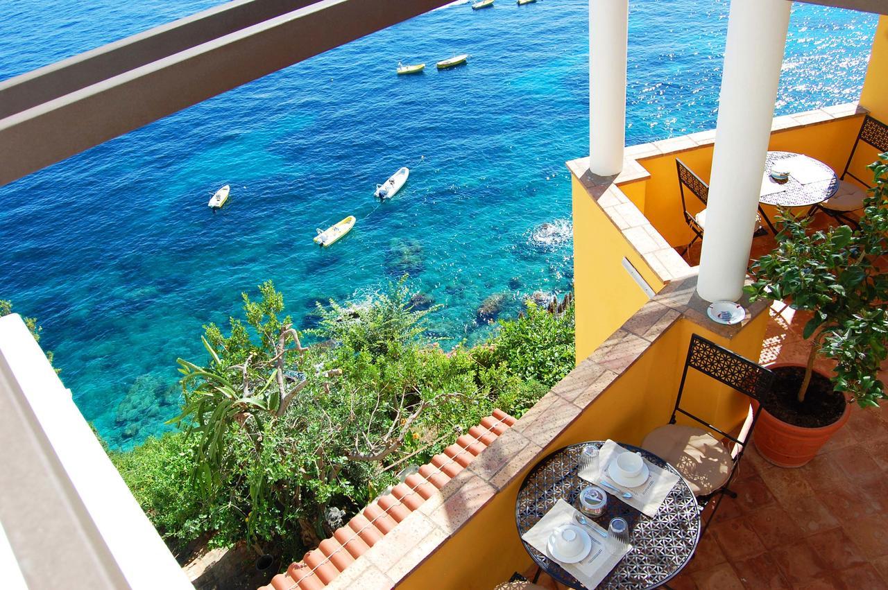 카프리 La Terrazza Sul Mare B&B 외부 사진