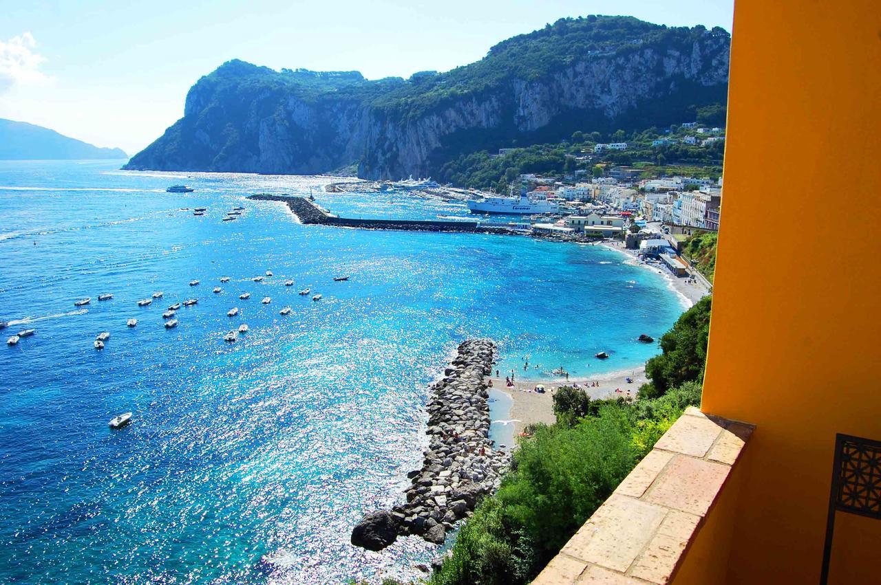 카프리 La Terrazza Sul Mare B&B 외부 사진