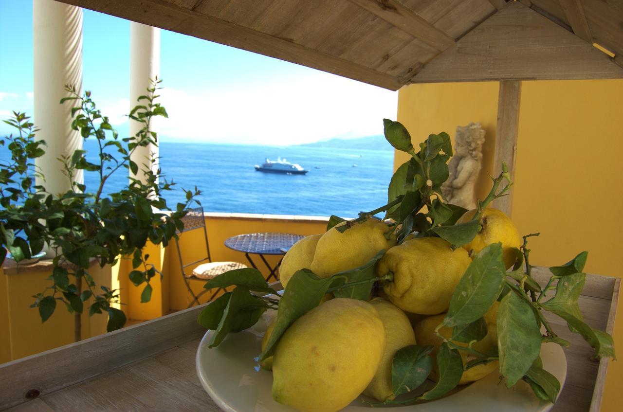 카프리 La Terrazza Sul Mare B&B 외부 사진